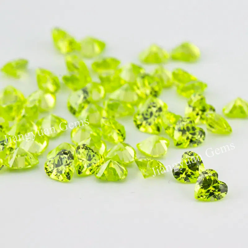 Size 3x3mm~10x10mm 5A Heart Cut Apple Green Cubic Zirconia Stone Loose CZ Synthetic Gemstone for Jewelry Making