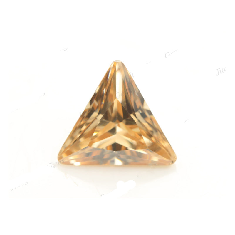 50pcs 3x3~10x10mm 5A Triangle Cut Cut Champagne CZ Stone Loose Cubic Zirconia Synthetic Gemstone for Jewelry