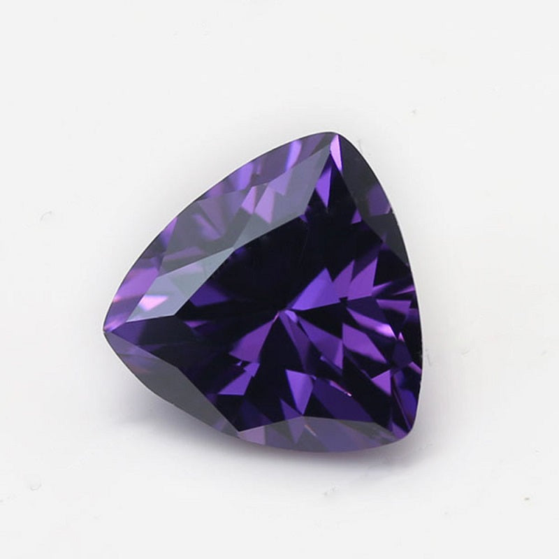 50pcs 3x3~10x10mm 5A Trillion Cut Cut Amethyst Color CZ Stone Loose Cubic Zirconia Synthetic Gemstone for Jewelry