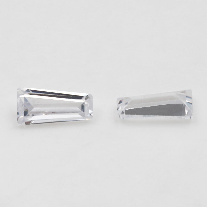 100pcs 2x1.5x1~6x3x2mm 5A Tapered Baguette White CZ Stone Loose Cubic Zirconia Synthetic Gemstone for Jewelry
