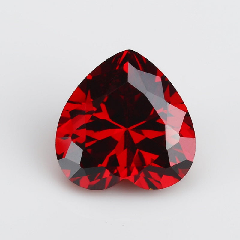 50pcs 3x3-10x10mm 5A Heart Cut Garnet Color CZ Stone Loose Cubic Zirconia Synthetic Gemstone for Jewelry