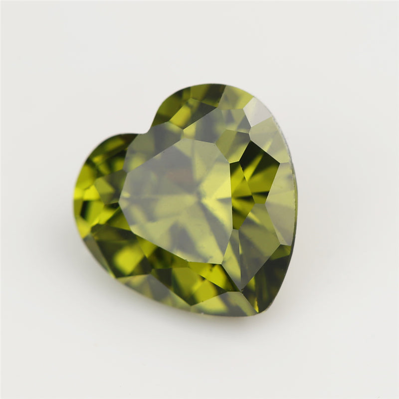 50pcs 3x3-10x10mm 5A Heart Cut Heart Cut Olive Green CZ Stone Loose Cubic Zirconia Synthetic Gemstone for Jewelry