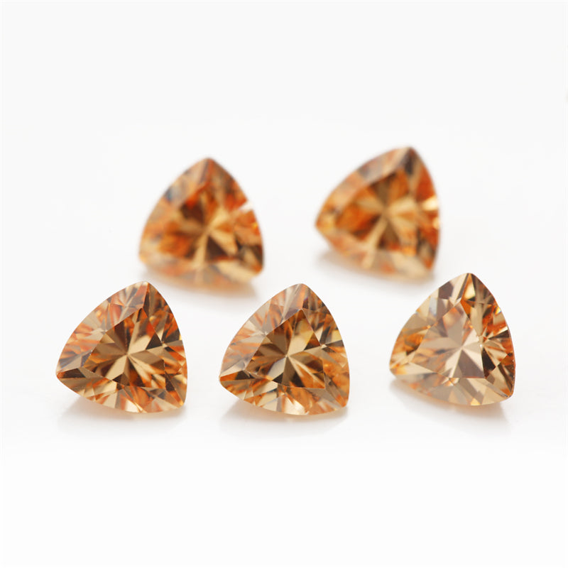 50pcs 3x3~10x10mm 5A Trillion Cut Cut Champagne CZ Stone Loose Cubic Zirconia Synthetic Gemstone for Jewelry