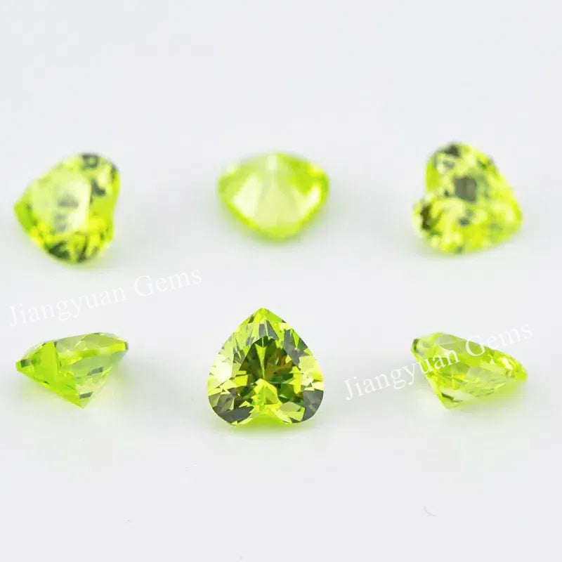 Size 3x3mm~10x10mm 5A Heart Cut Apple Green Cubic Zirconia Stone Loose CZ Synthetic Gemstone for Jewelry Making