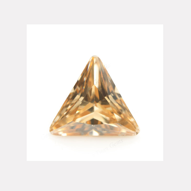 50pcs 3x3~10x10mm 5A Triangle Cut Cut Champagne CZ Stone Loose Cubic Zirconia Synthetic Gemstone for Jewelry