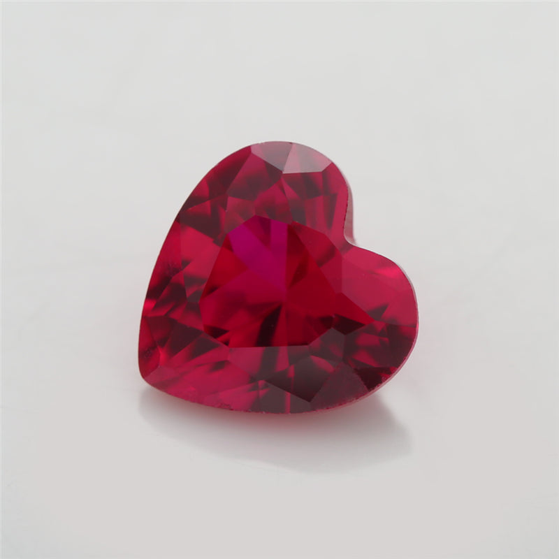 Size 3x3~10x10mm Heart Cut 8# Red Stone Loose Corundum Synthetic Gemstone for Jewelry