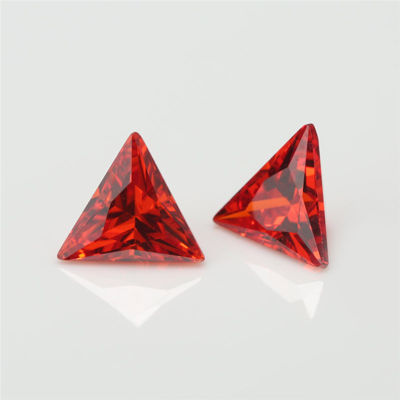 50pcs 3x3~10x10mm 5A Triangle Cut Cut Orange CZ Stone Loose Cubic Zirconia Synthetic Gemstone for Jewelry