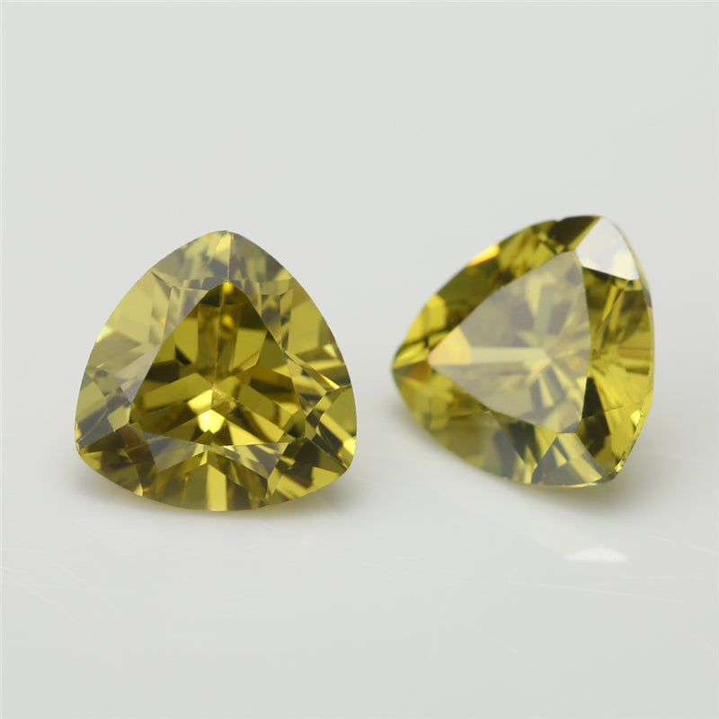 50pcs 3x3~10x10mm 5A Trillion Cut Olive Yellow CZ Stone Loose Cubic Zirconia Synthetic Gemstone for Jewelry