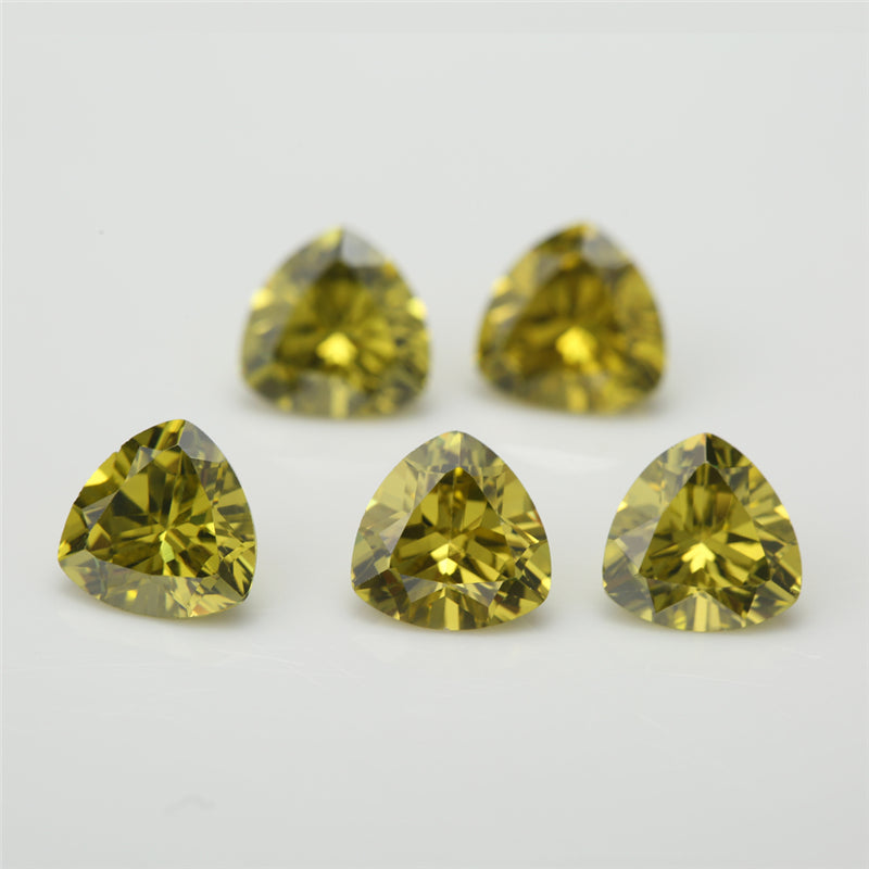 50pcs 3x3~10x10mm 5A Trillion Cut Olive Yellow CZ Stone Loose Cubic Zirconia Synthetic Gemstone for Jewelry