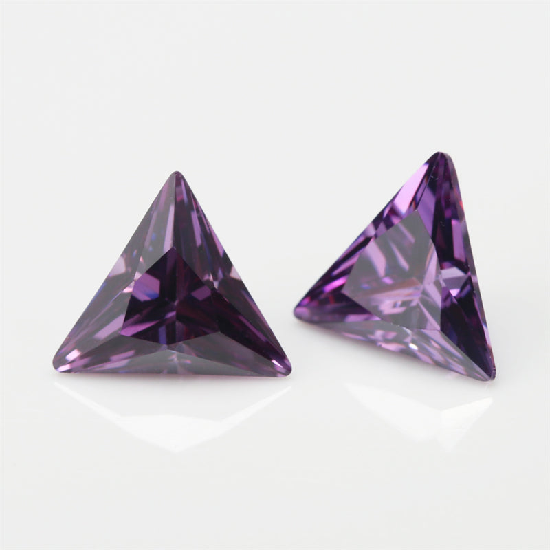 50pcs 3x3~10x10mm 5A Triangle Cut Cut Amethyst Color CZ Stone Loose Cubic Zirconia Synthetic Gemstone for Jewelry